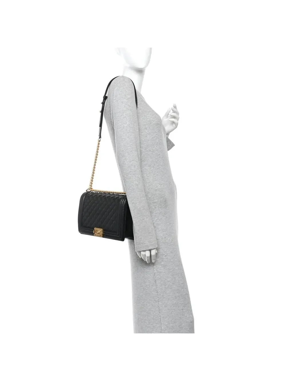Chanel Caviar Quilted New Medium Boy #321979C45B